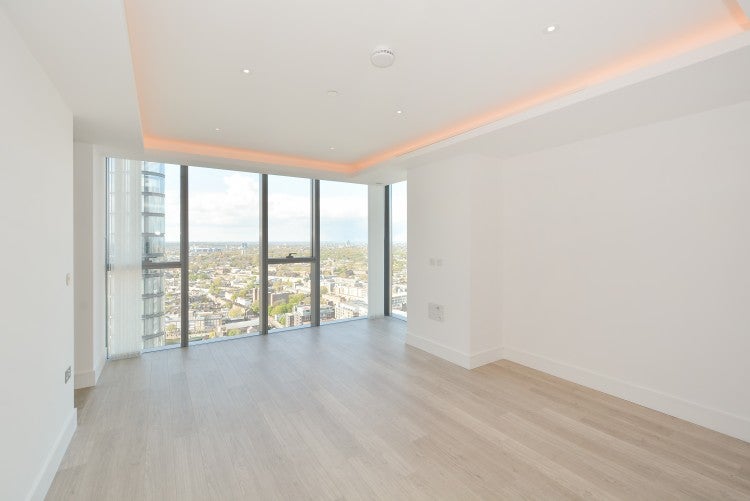 Flat Lever Street in Greater London