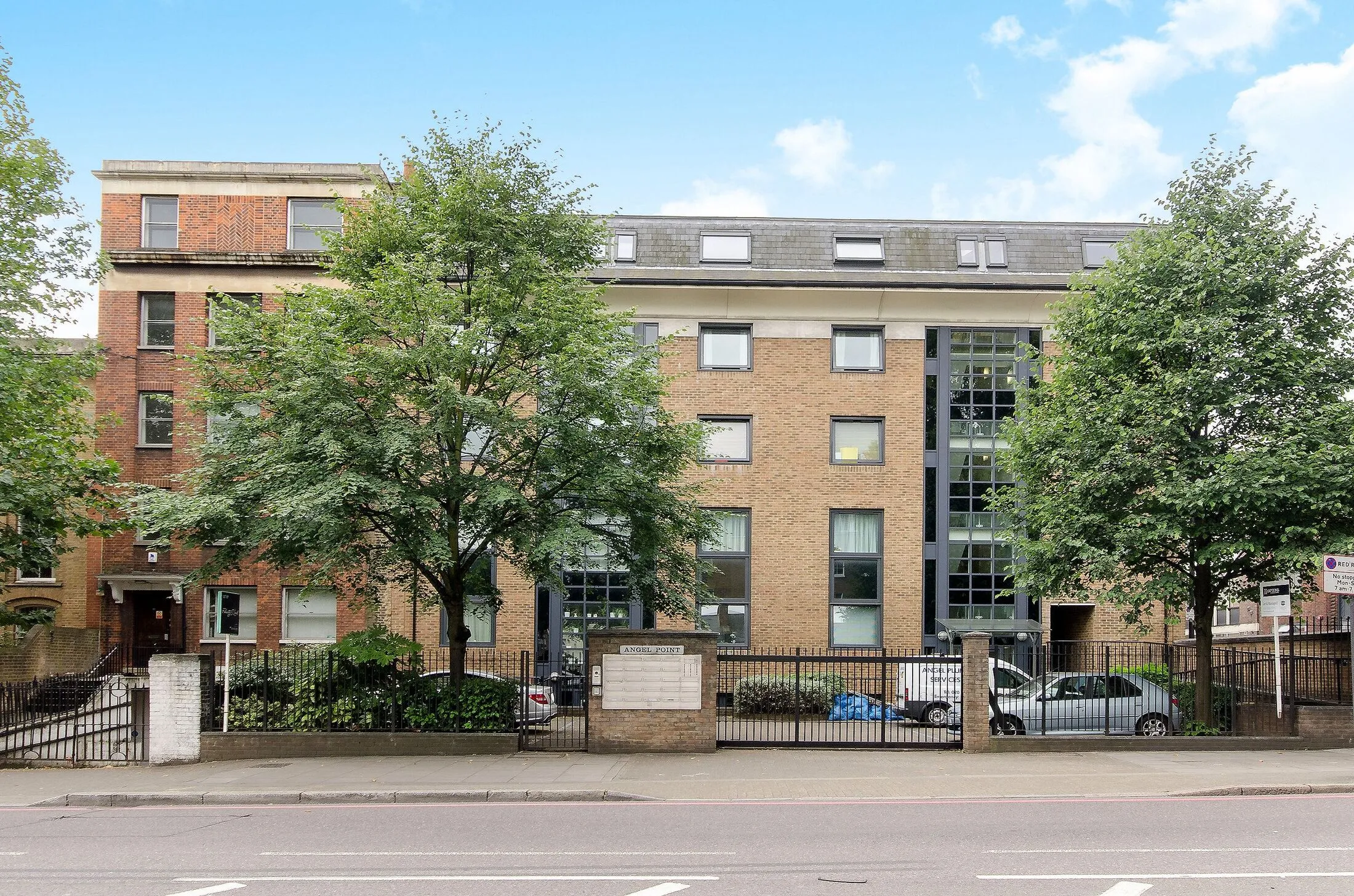Flat Wakley Street in Greater London