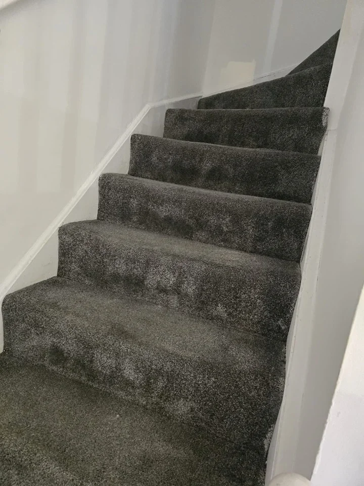 Room Windermere Avenue in Purfleet-on-Thames