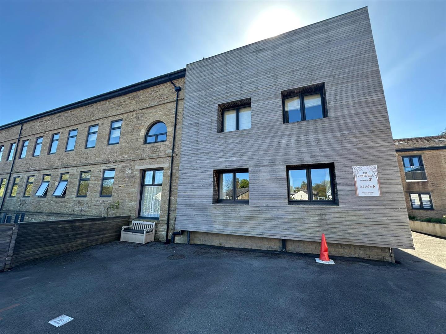 Flat Holcombe Road in Borough of Rossendale