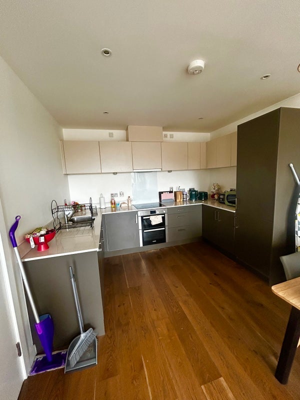 Room White Horse Lane in Greater London