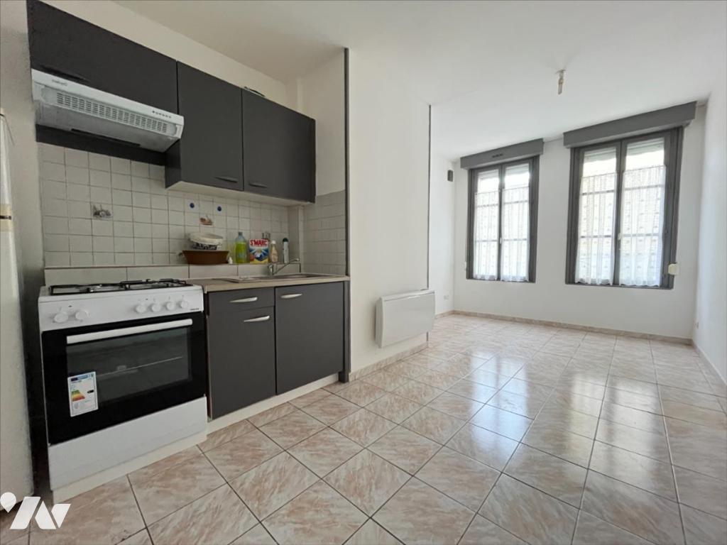 Flat Rue Alphonse de Neuville in Saint-Omer