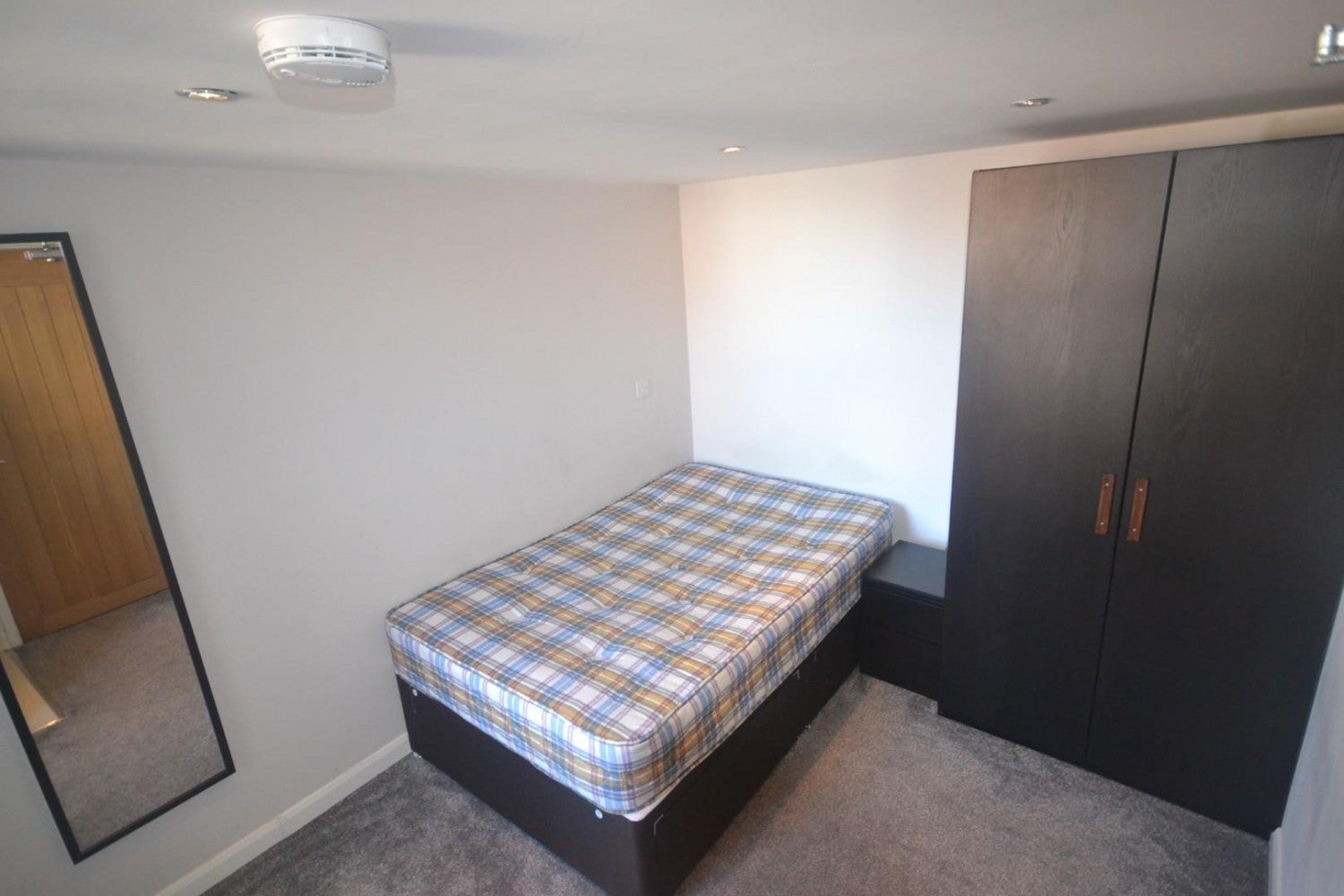 Flat Prince of Wales Avenue in Reading