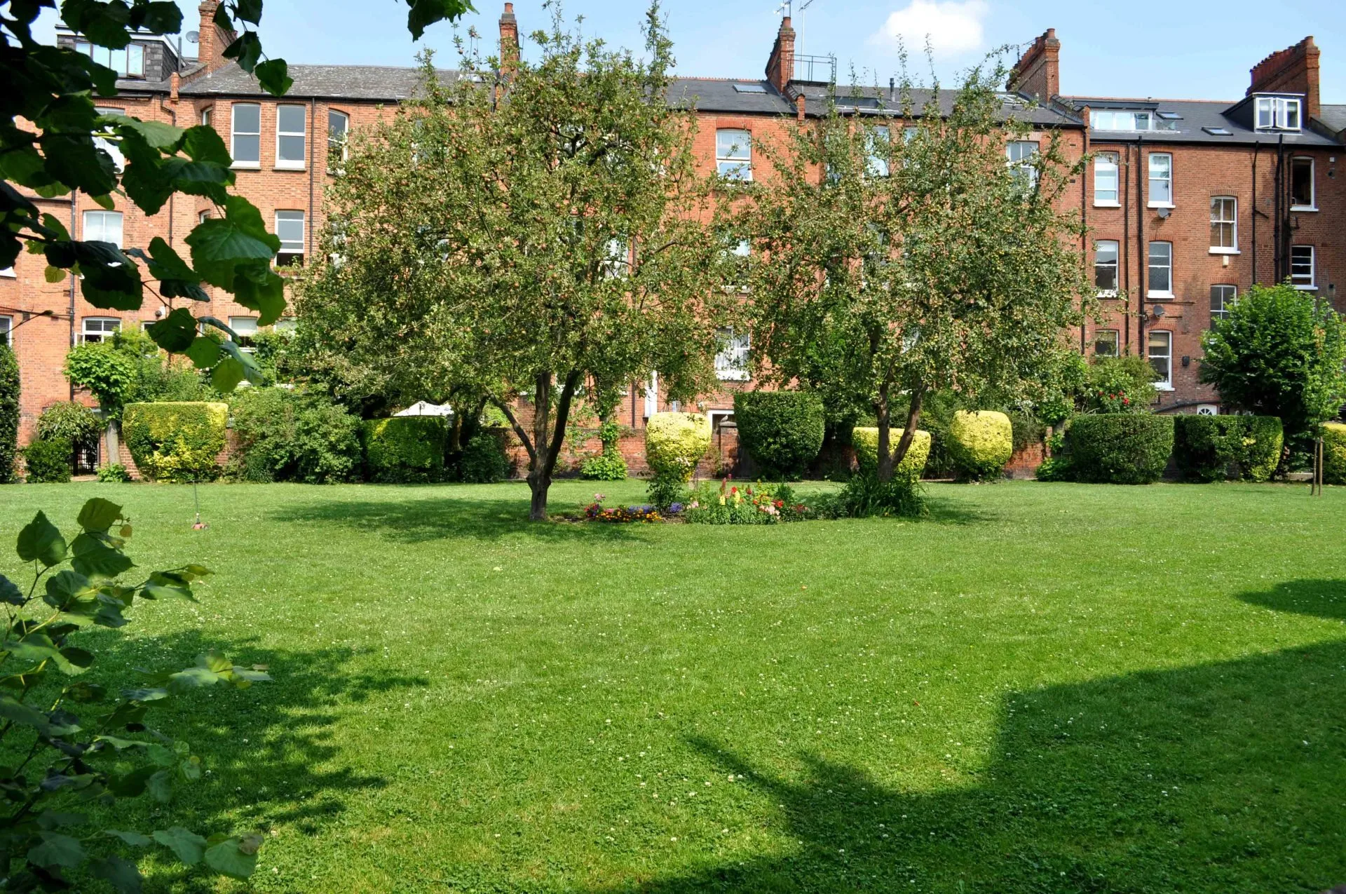 House Canfield Gardens in Greater London
