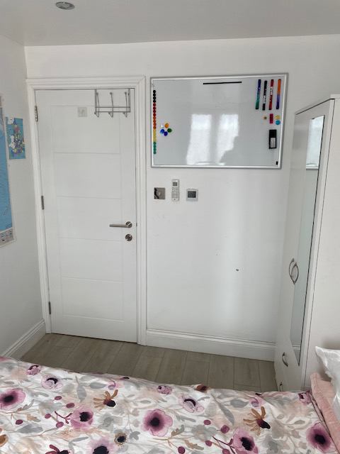 Room Wigston Road in Greater London