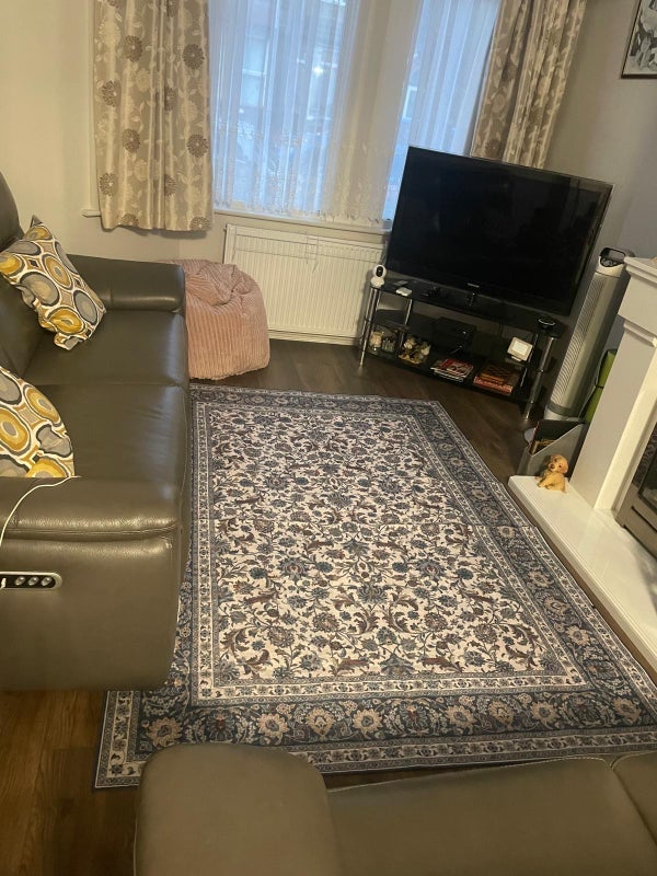 Room Wigston Road in Greater London