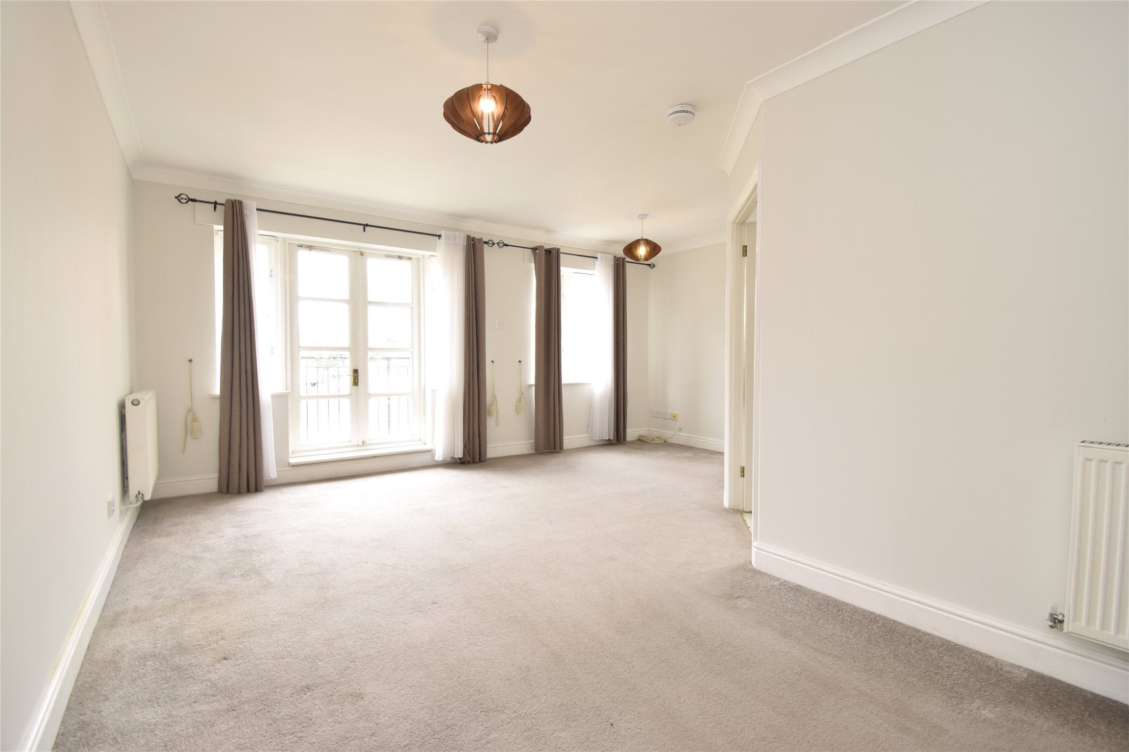 Flat Lytton Road in Greater London