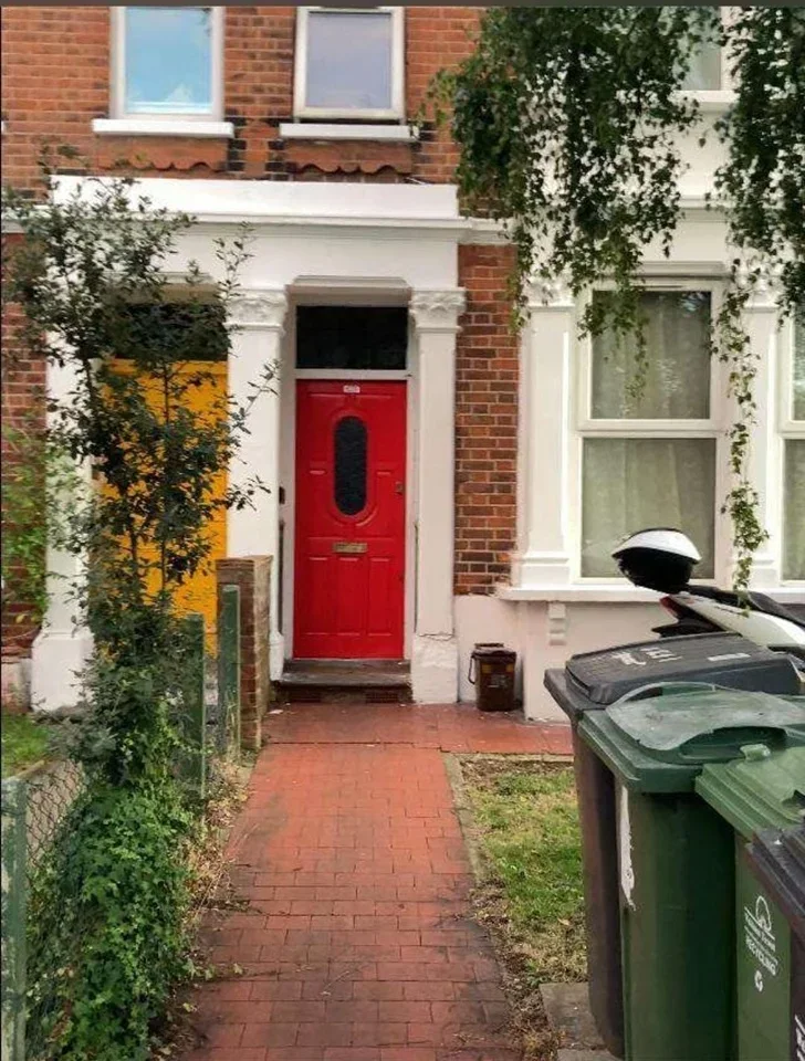 Room Forest Road in Greater London
