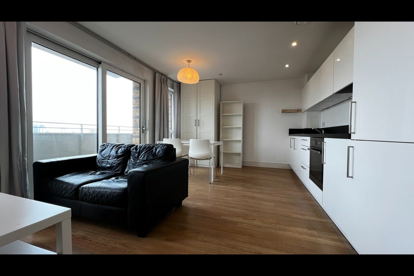 Flat Hannaford Walk in Greater London
