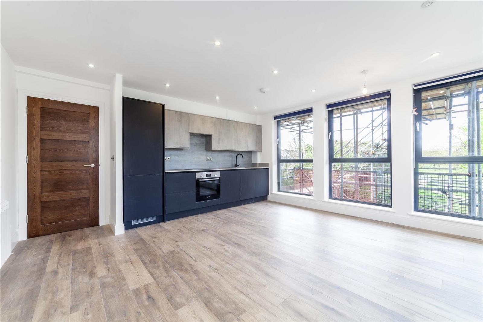 Flat Burlington Road in Greater London
