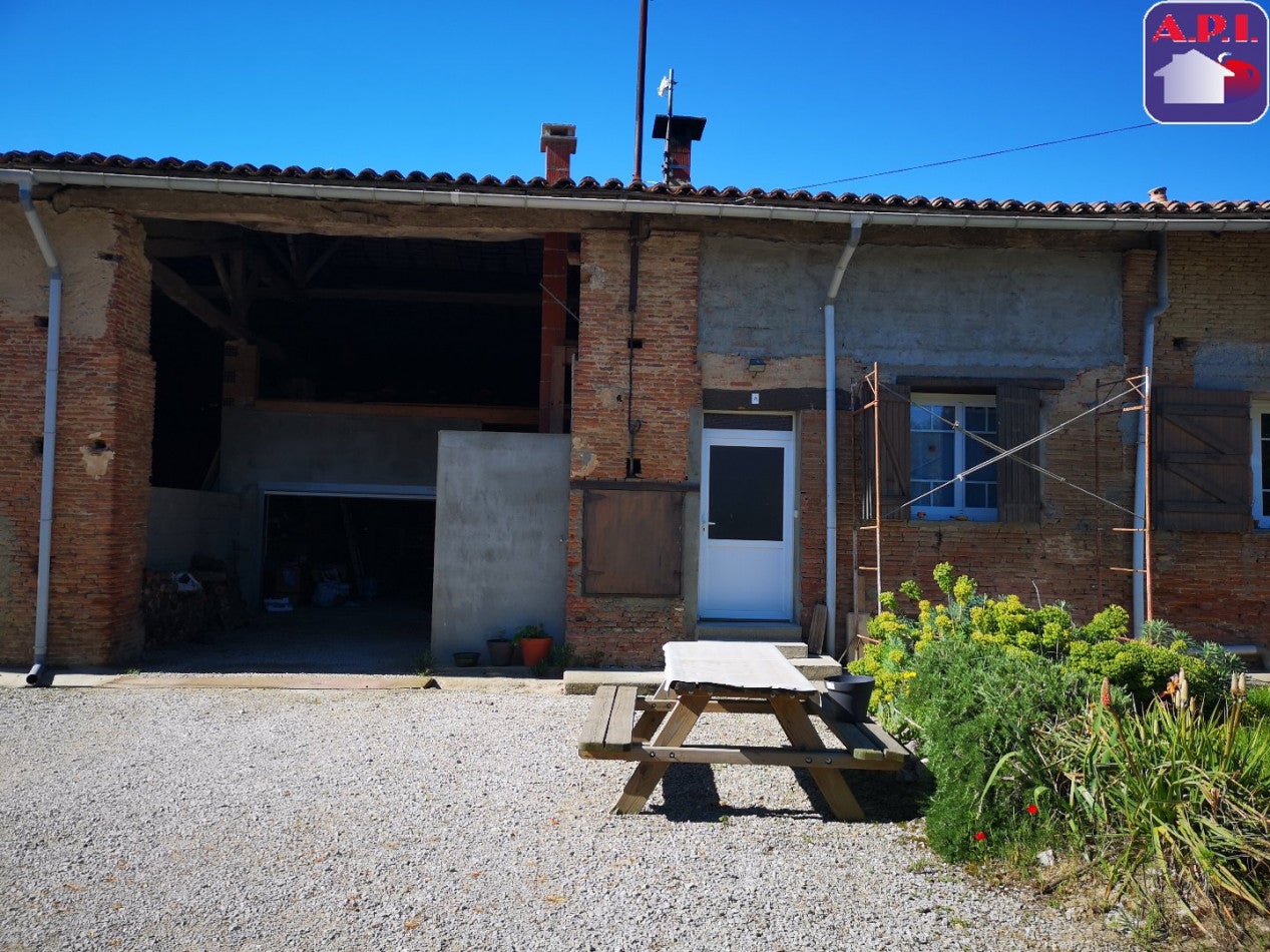 Appartement Grande Rue Saint-Jacques à Montesquieu-Lauragais