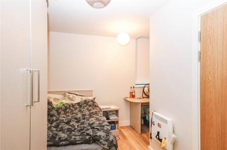 Flat Wadham Street in Weston-super-Mare