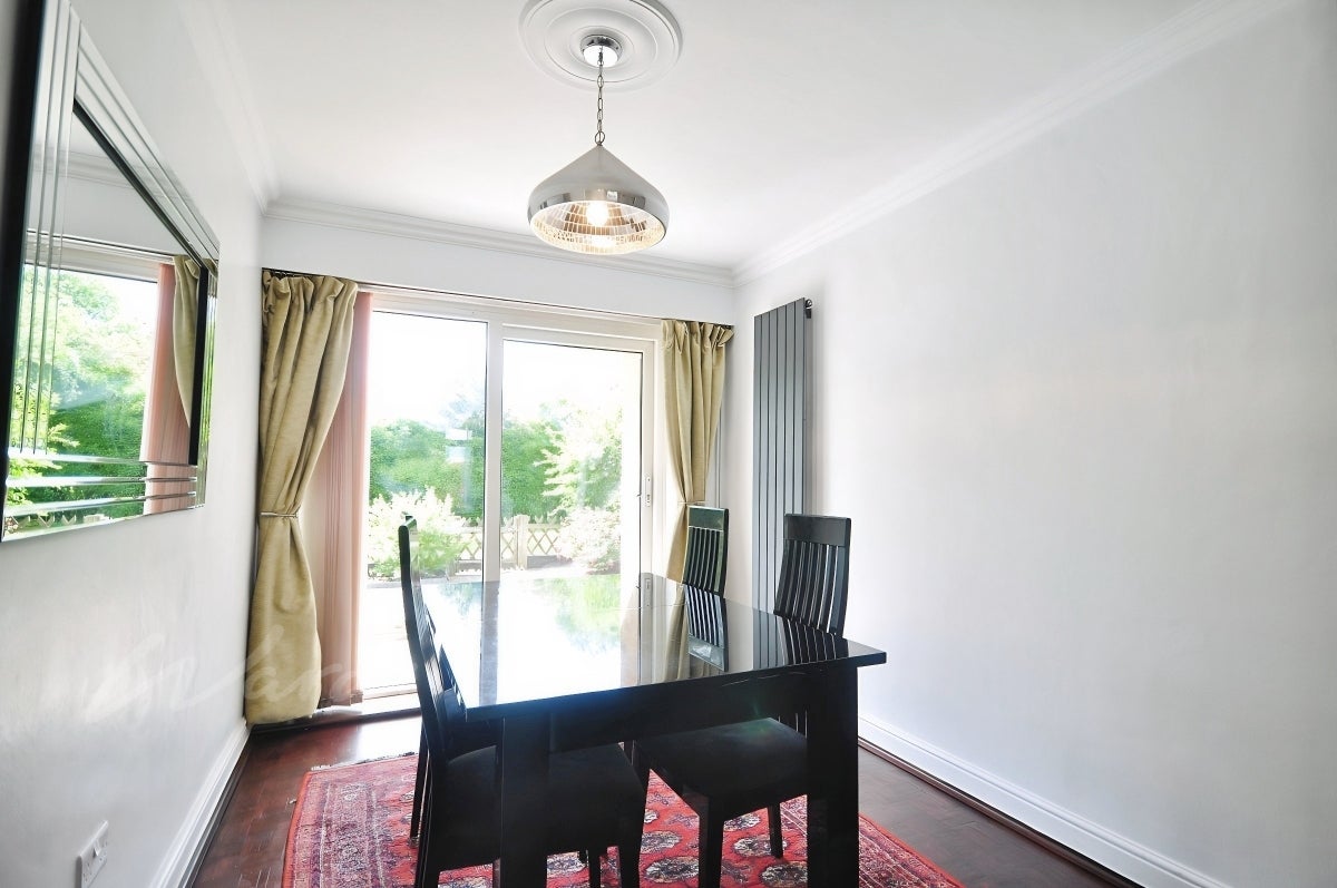 Flat St James' Road in Tunbridge Wells