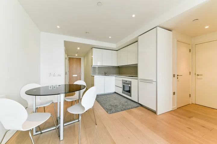 Flat Walworth Road in London