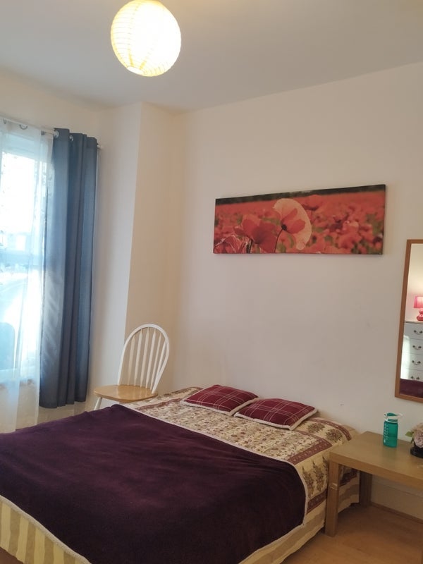 Room Walker Close in Greater London