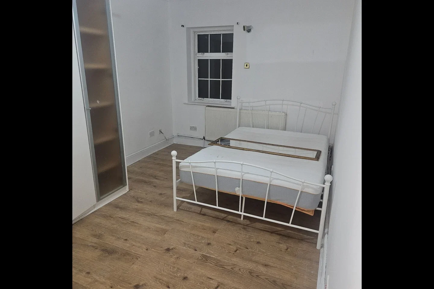 Flat Frimley Road in Greater London