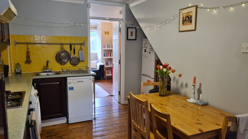 Room Cambria Road in Greater London