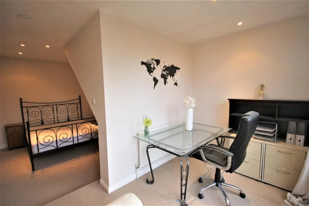 Flat Upper Mulgrave Road in Greater London