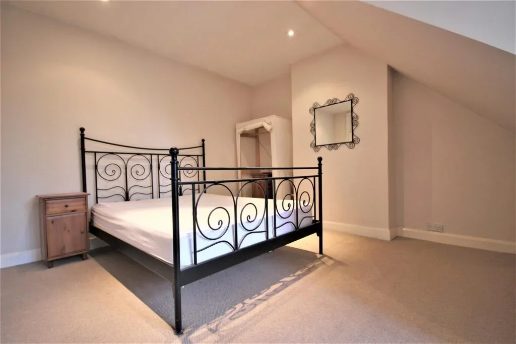 Flat Upper Mulgrave Road in Greater London