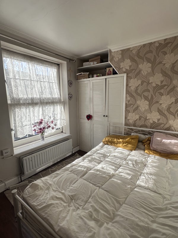 Room Pott Street in Greater London
