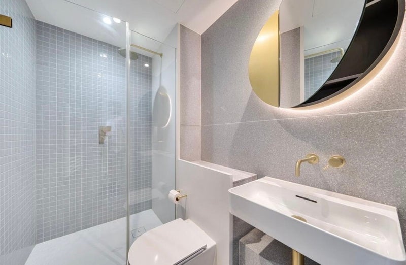Room Cutter Lane in Greater London
