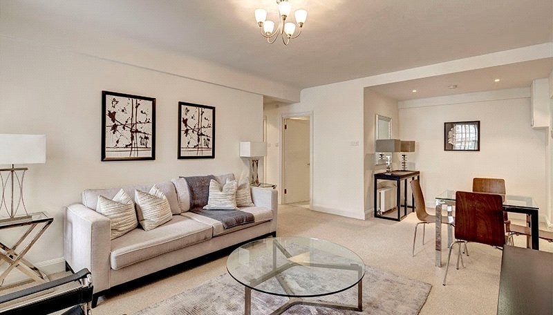 Flat Fulham Road in Greater London