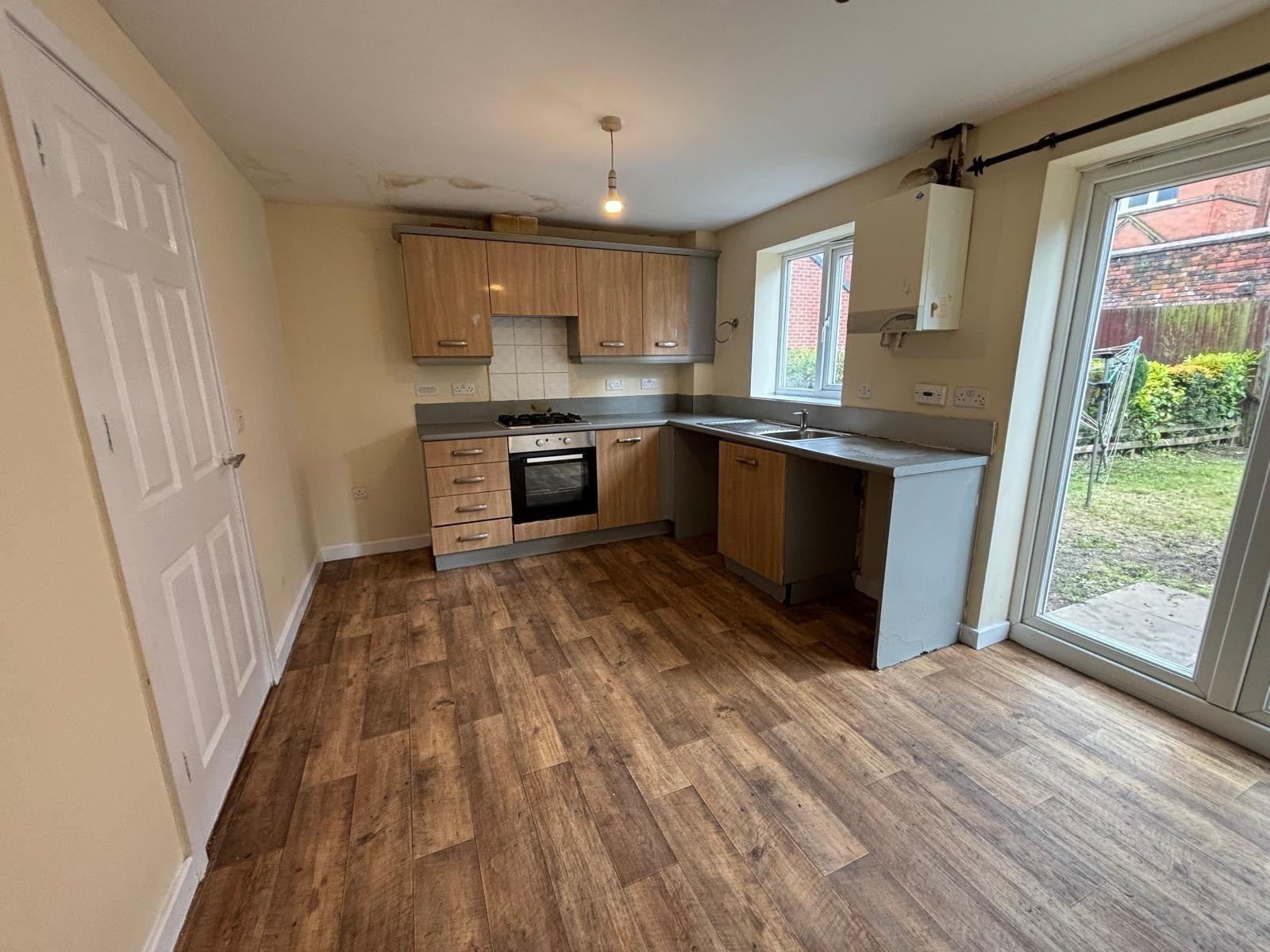 House Paprika Close in Manchester