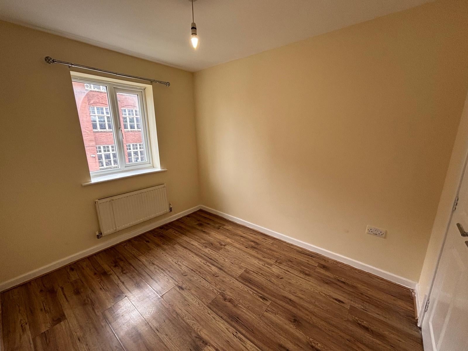 House Paprika Close in Manchester