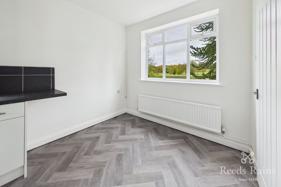 Flat Crowder Road in Sheffield