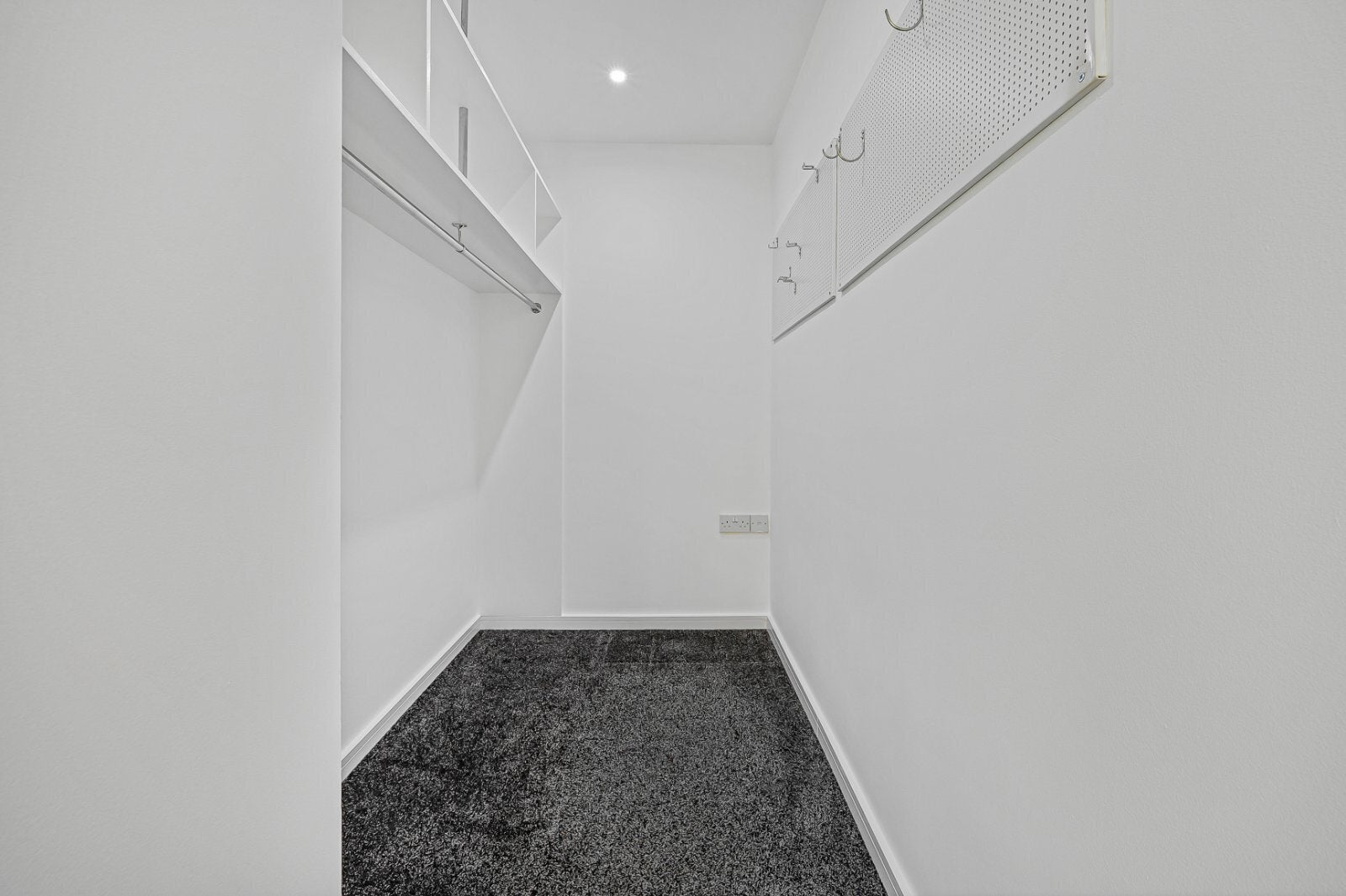 Flat Royal College Street in Greater London