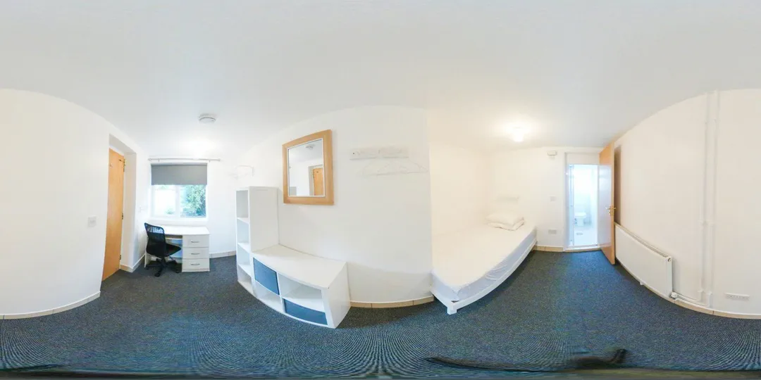Room Devon Road in Canterbury