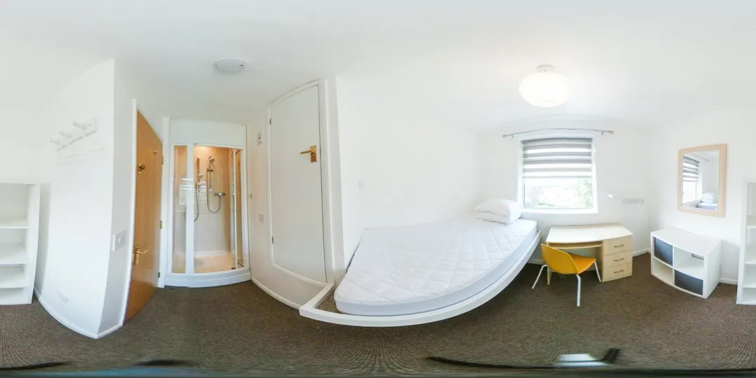 Room Devon Road in Canterbury