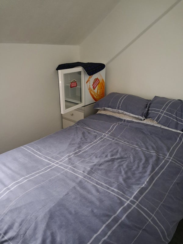 Room Berridge Road in Greater London