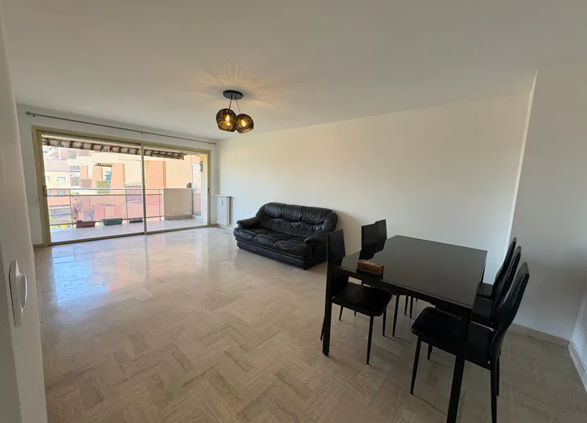 Appartement Avenue de la Serre à Cagnes-sur-Mer