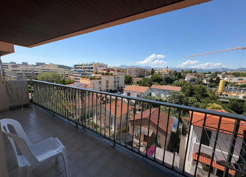 Appartement Avenue de la Serre à Cagnes-sur-Mer