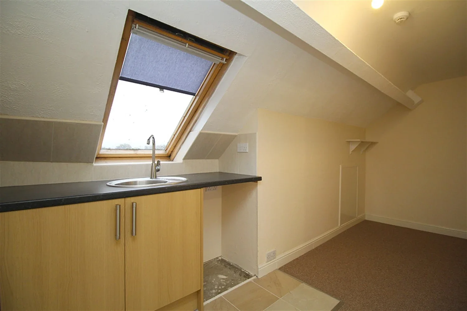 Room Selbourne Street in Charnwood