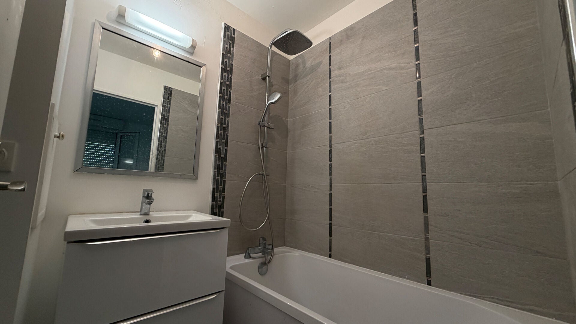 Appartement Desserte Ernest Cognacq à Évry