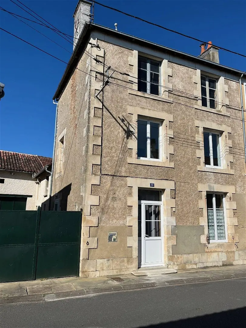 House Rue Saint-Mathelin in Montmorillon