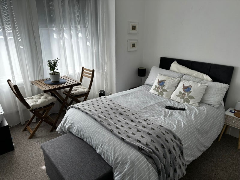Flat East Park in Crawley