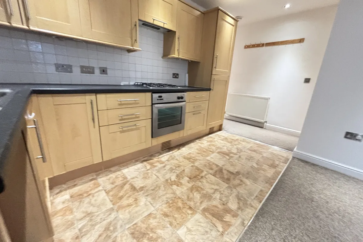 Flat Addison Road in Rugby