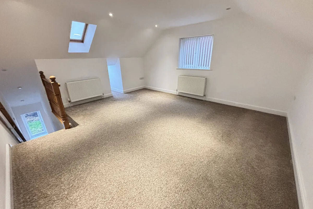 Flat Addison Road in Rugby