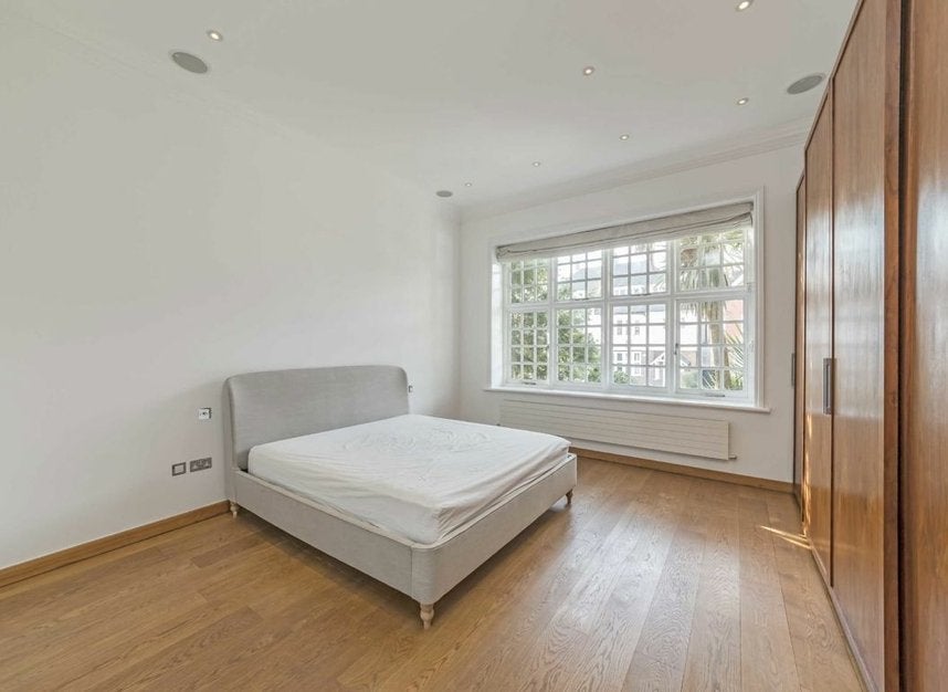 House Bracknell Gardens in Greater London