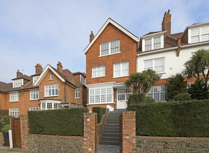 House Bracknell Gardens in Greater London