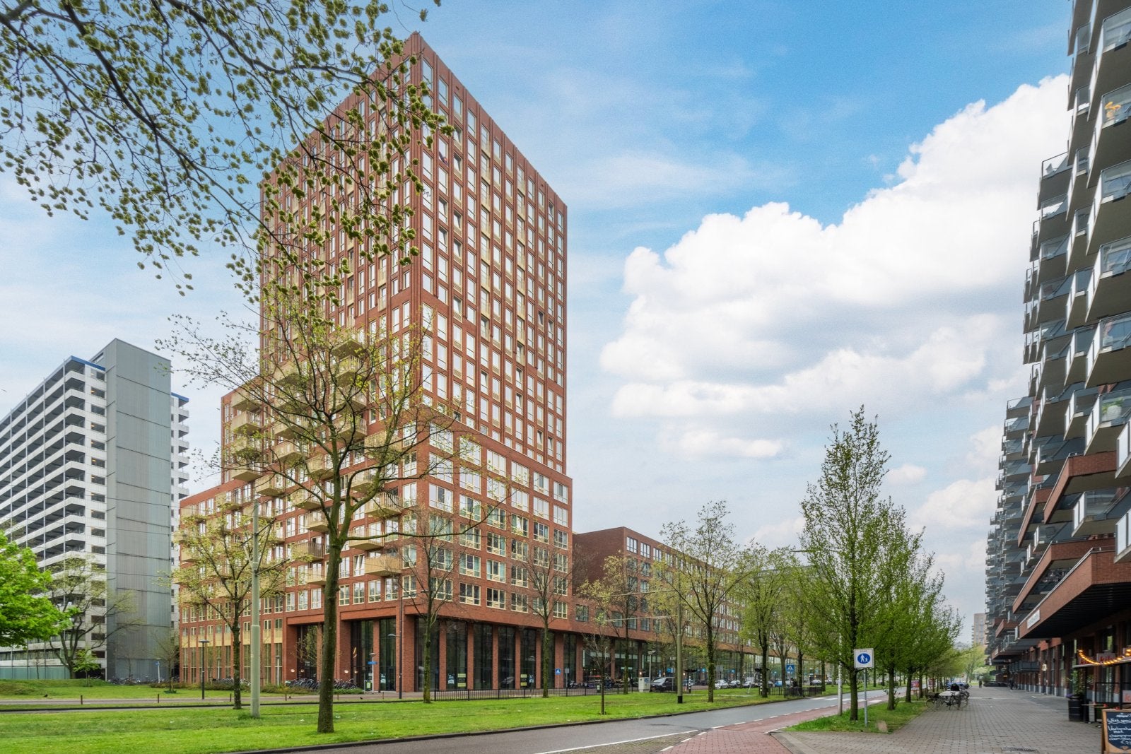 Huis Martinus Nijhofflaan 17 J in Delft