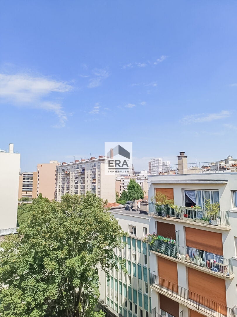 Flat Rue Boussingault in Paris