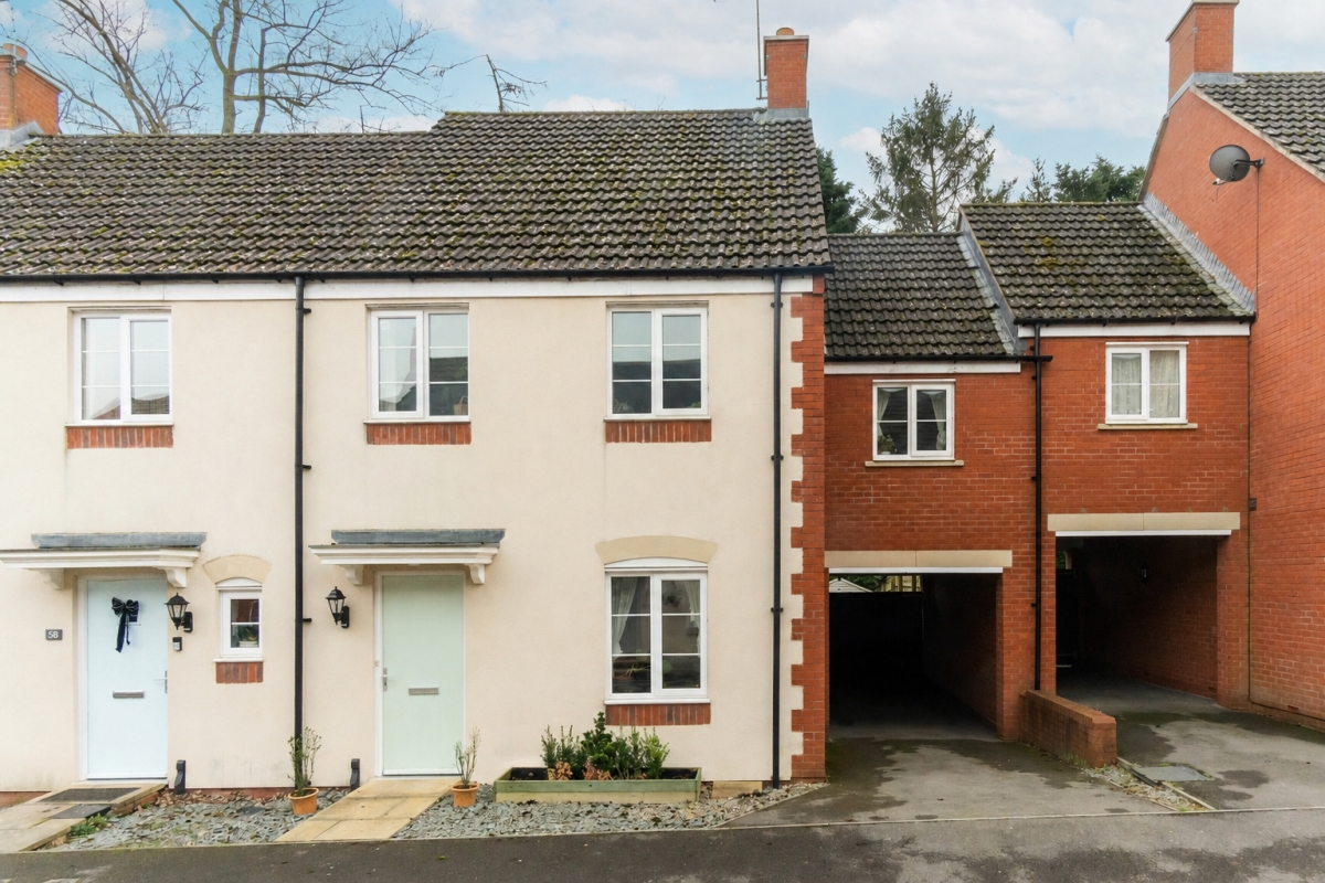 House Cossor Road in Pewsey