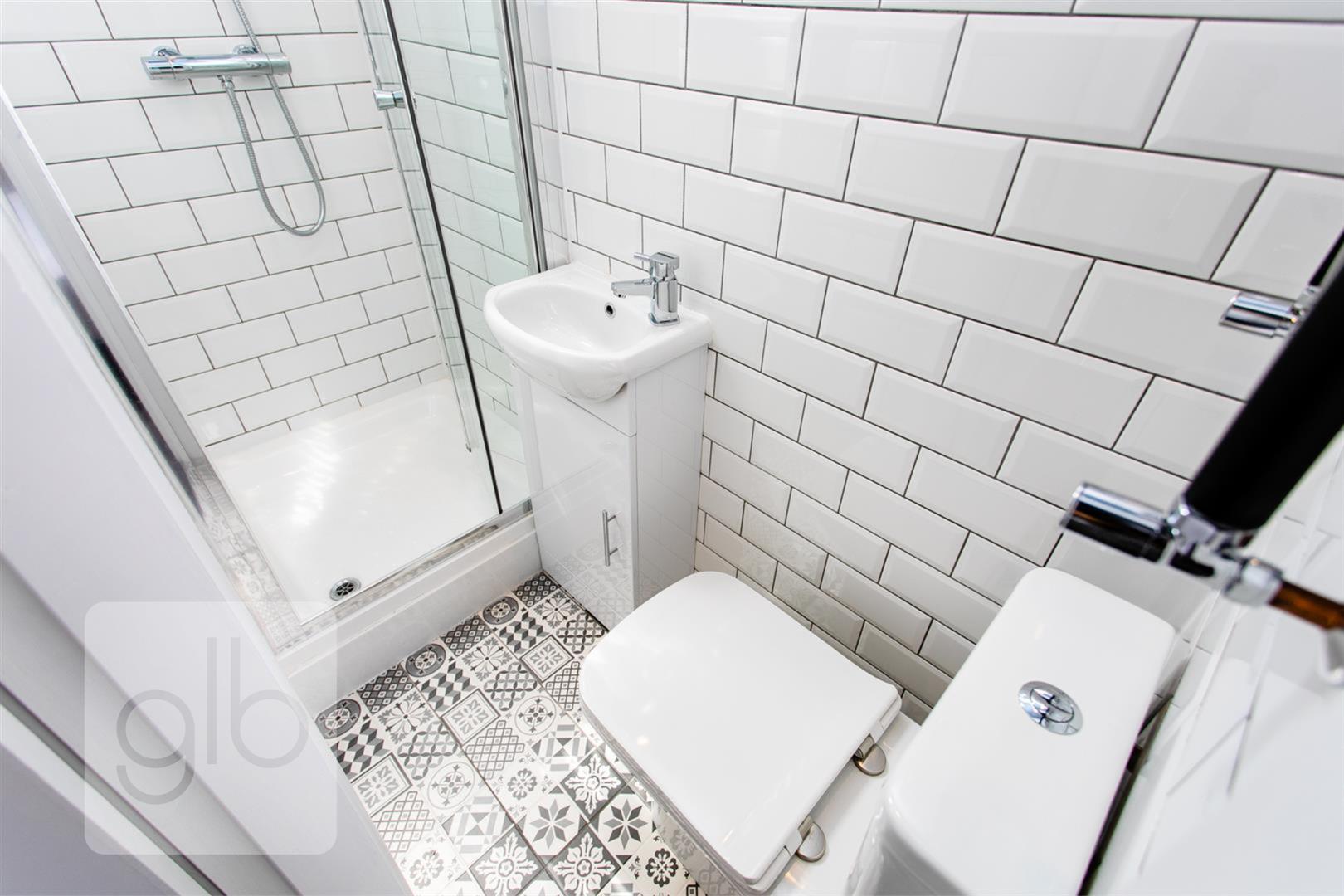 Room Northfield Road in Coventry