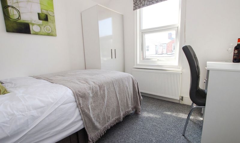 Room Catherine Street in Reading
