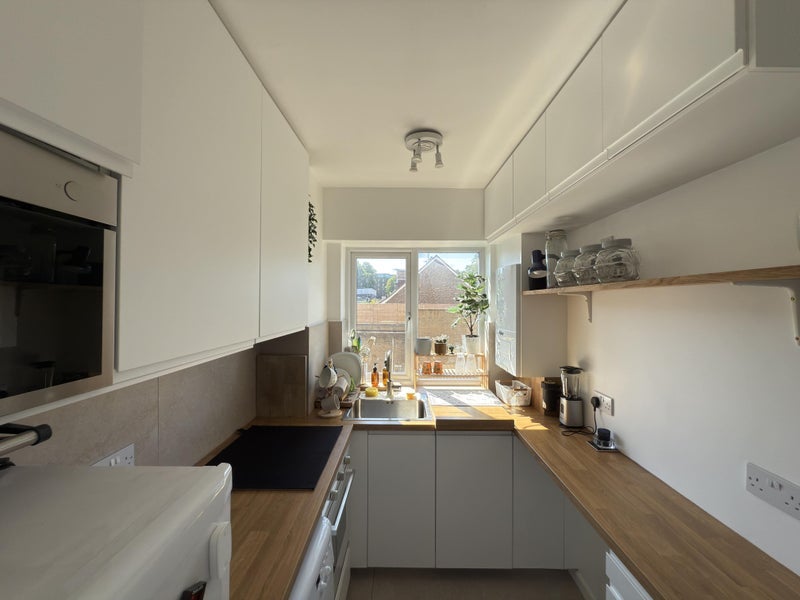 Room Moscow Road in City of Westminster