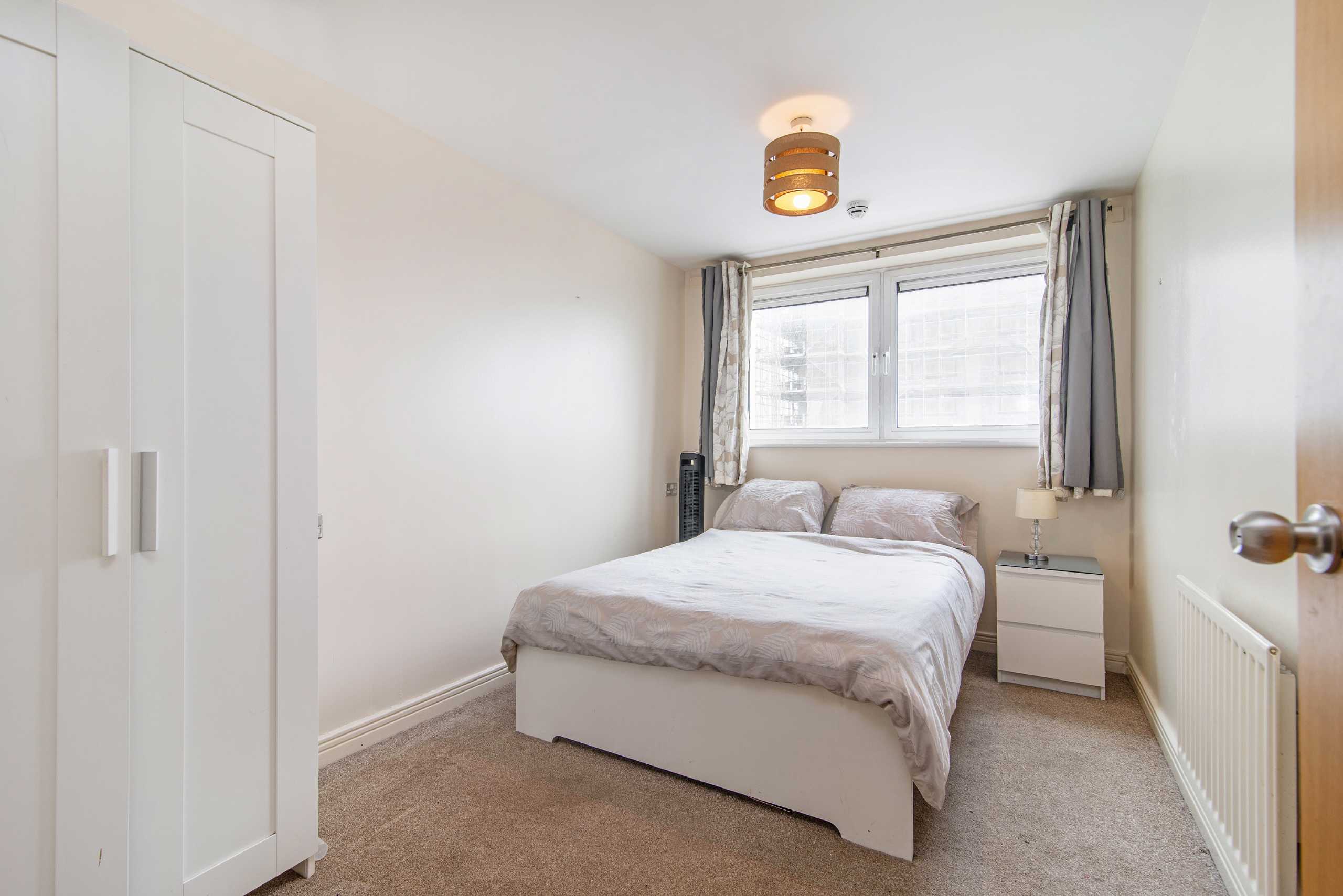 Flat Erebus Drive in Greater London